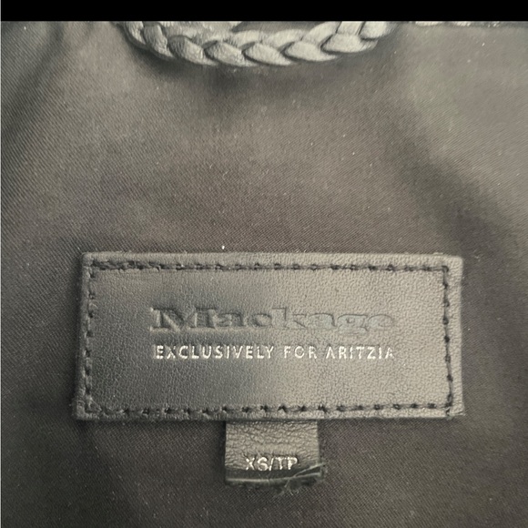 Like new - lightly worn, exclusive vintage Mackage Rumer Jacket made for Aritzia - Picture 2 of 2